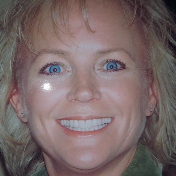 Meet your Posher, Tami - Picture 1 of 5